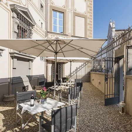 Maison Santa Croce Bed & Breakfast