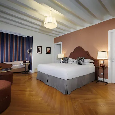 Bed & Breakfast Maison Santa Croce Florens