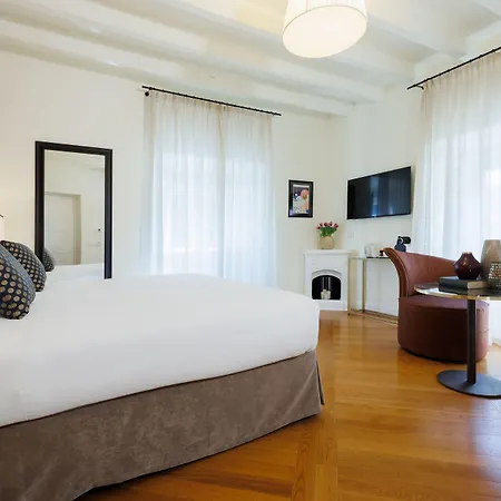 Bed and Breakfast Maison Santa Croce